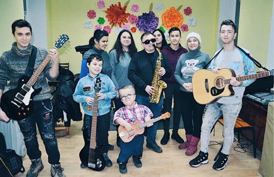 Підтримка волонтерських та інклюзивних проектів